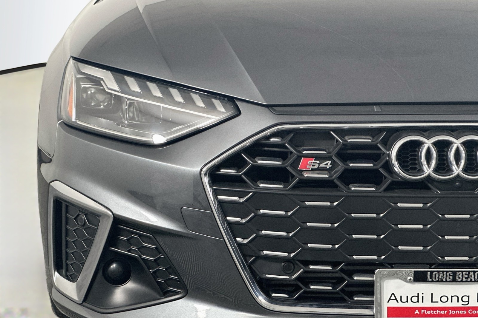 Used 2023 Daytona Gray Pearl Effect Audi Premium Plus image 15
