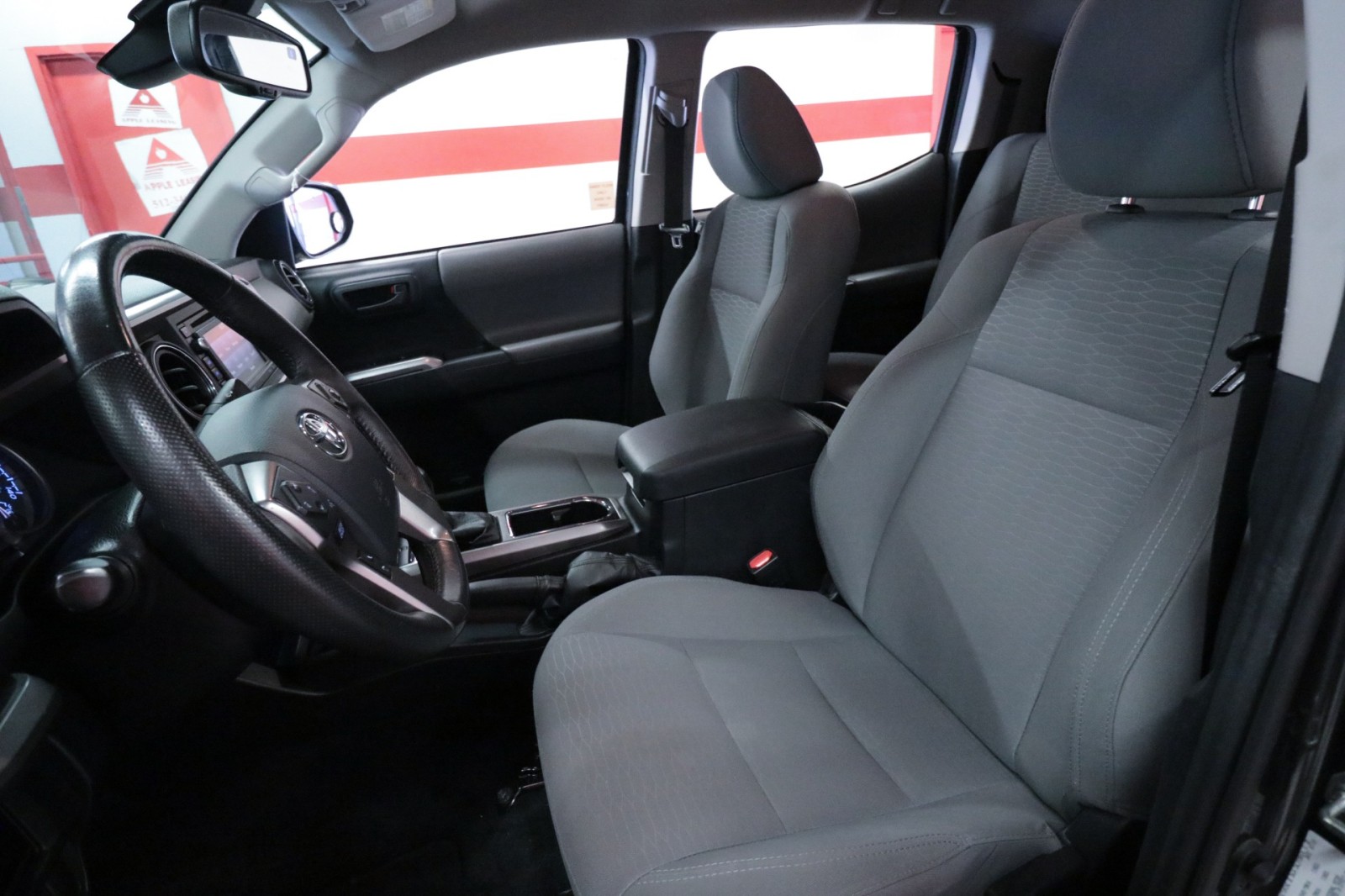 Used Car 2018 Toyota Tacoma  Sr5 For Sale Under $30,000 In Austin, Texas