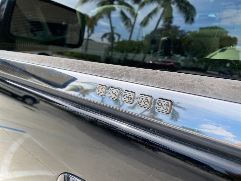 2004 Lincoln Navigator LOW MILES 67,511 SUNROOF in ,
