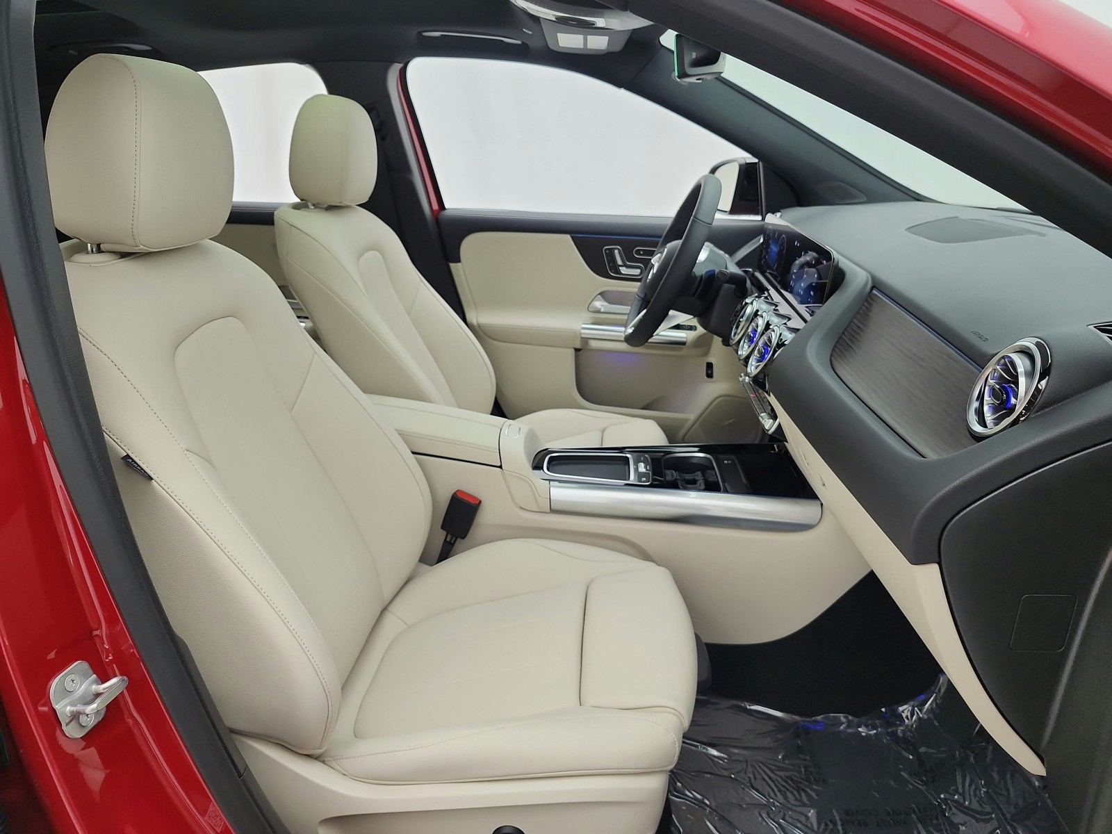 New 2026 MANUFAKTUR Patagonia Red Metallic Mercedes-Benz GLA 250 SUV image 14