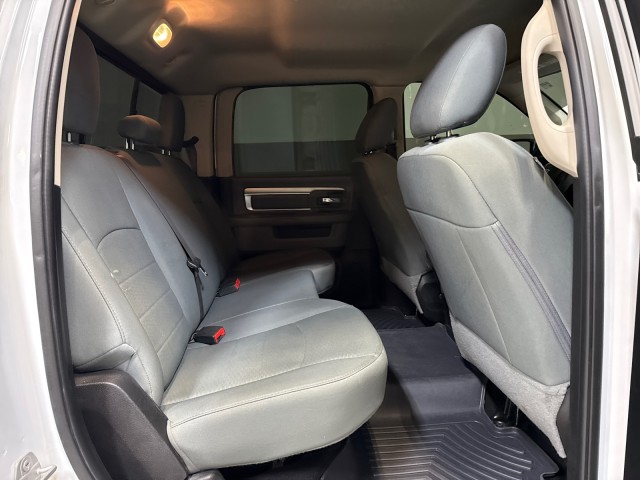 2020 Ram 1500 Classic SLT 4WD 5.7L-V8 in ,