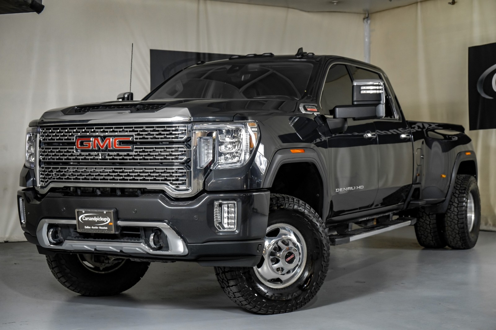 2020 GMC Sierra 3500HD Denali 4