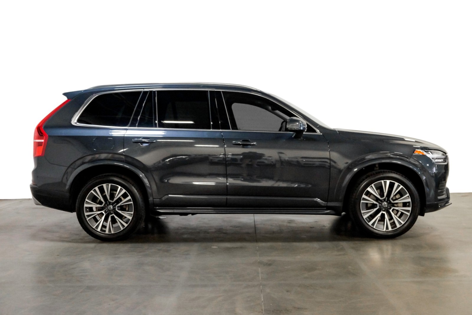 2021 Volvo XC90 T6 AWD Momentum 7P ClimatePkg AdvancedPkg ProtectionPkgPremier 2 6