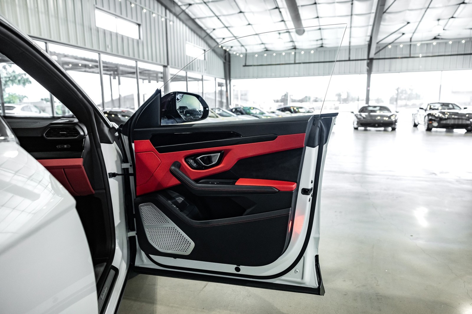 Used Car 2022 Lamborghini Urus  For Sale Under $200,000 In Boerne, Texas