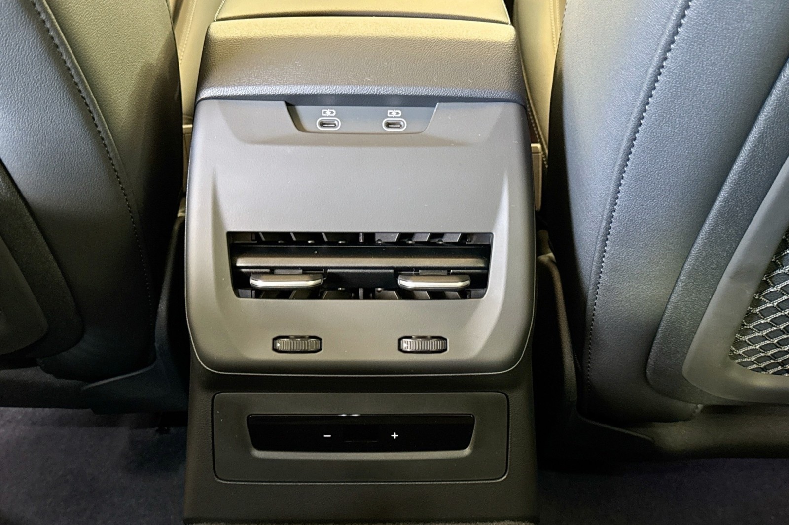 New 2025 Glacier White Metallic Audi Premium Plus 2.0 TFSI quattro image 20