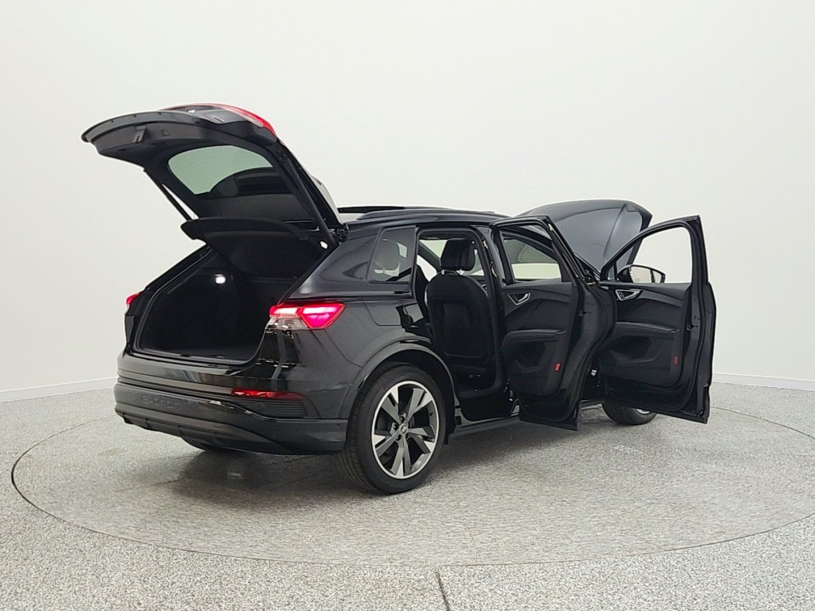 Used 2024 Mythos Black Metallic Audi Prestige 55 quattro image 11