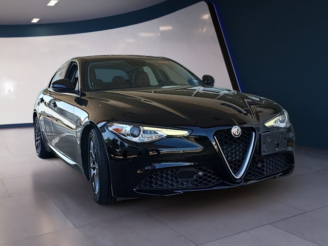 2018 Alfa Romeo Giulia  6