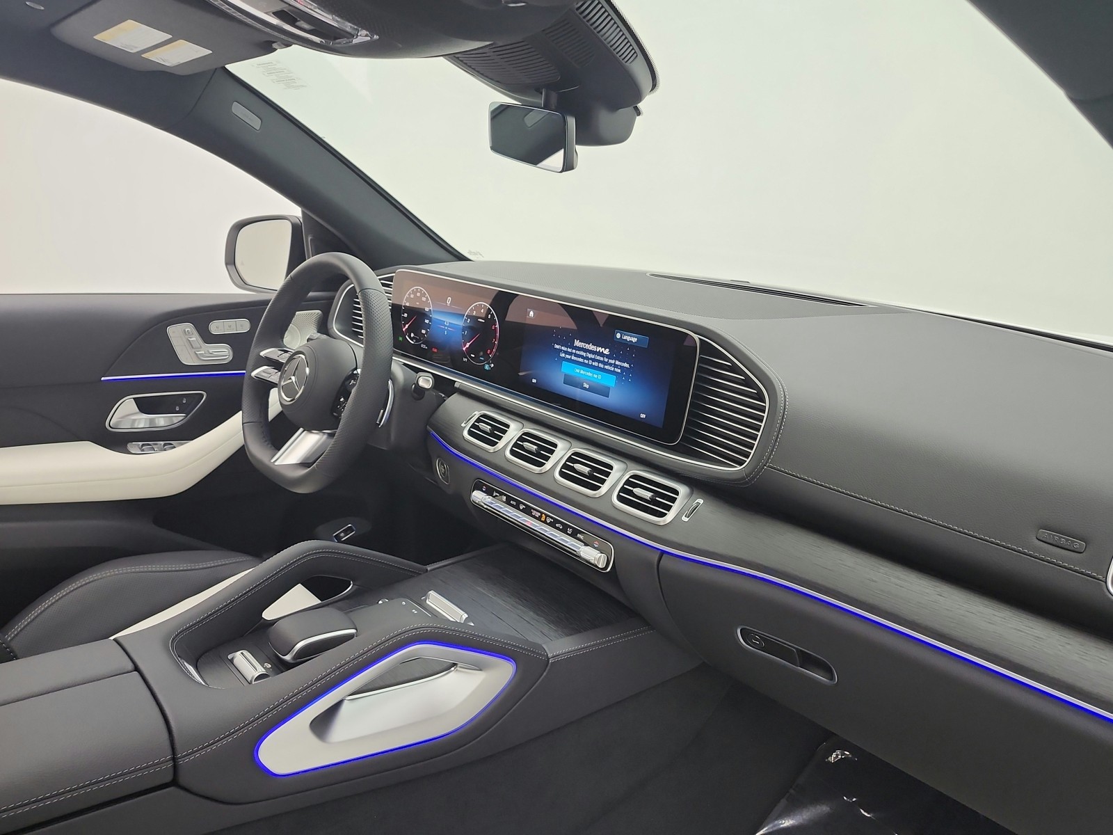 New 2026 Polar White Mercedes-Benz GLE 450 image 12