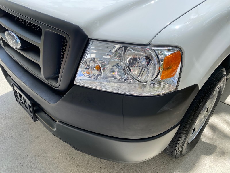 2005 Ford F-150 PU STX LOW MILES 18,931 in , 