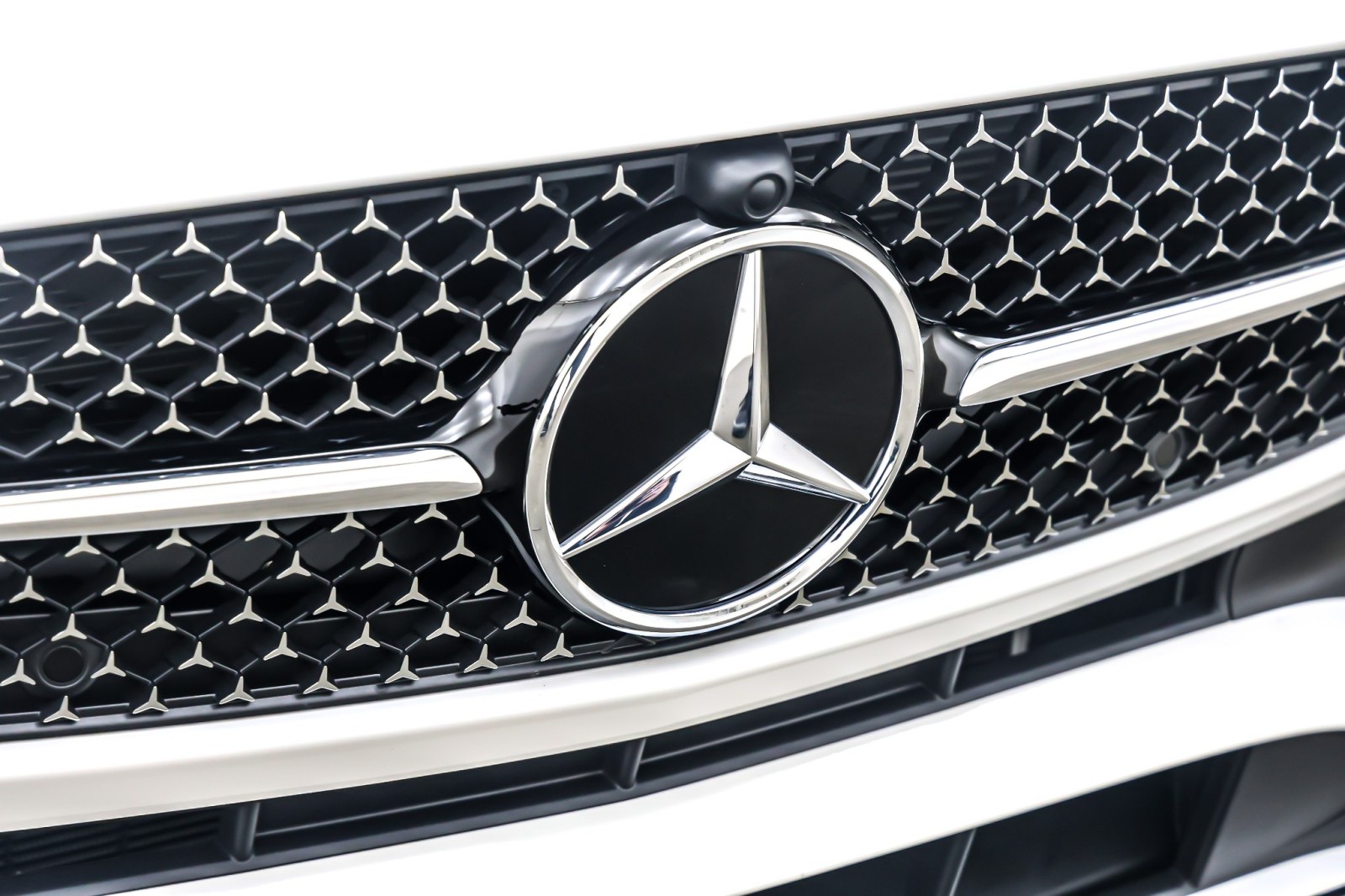 New 2026 Polar White Mercedes-Benz C 300 image 13