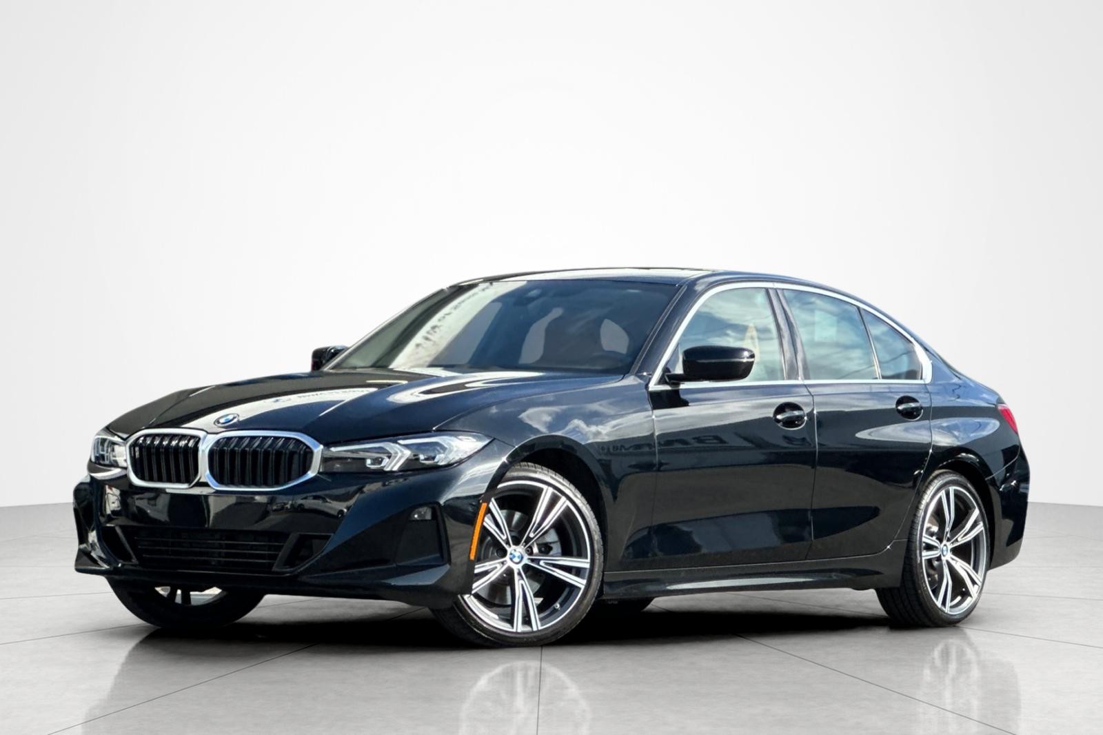 2024 BMW 3 Series 330i