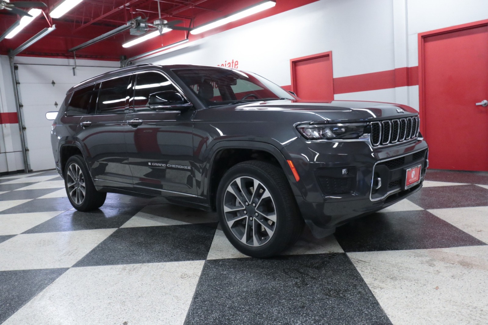 Used Car 2021 Jeep Grand Cherokee L  Overland For Sale In Austin, Texas