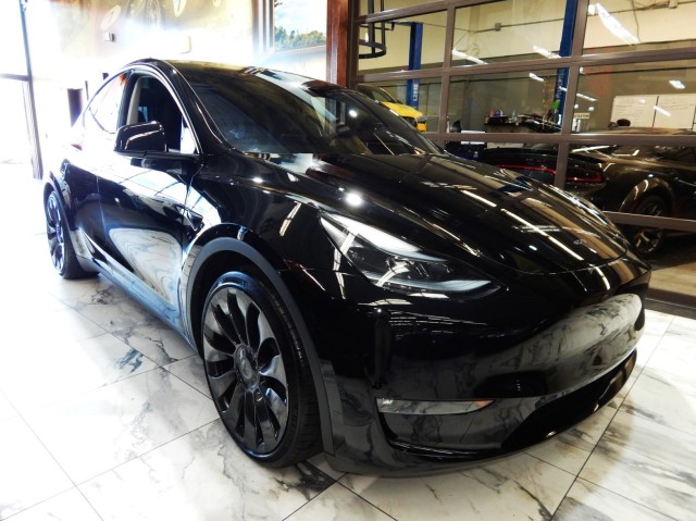 2023 Tesla Model Y Performance in Springfield, New Jersey