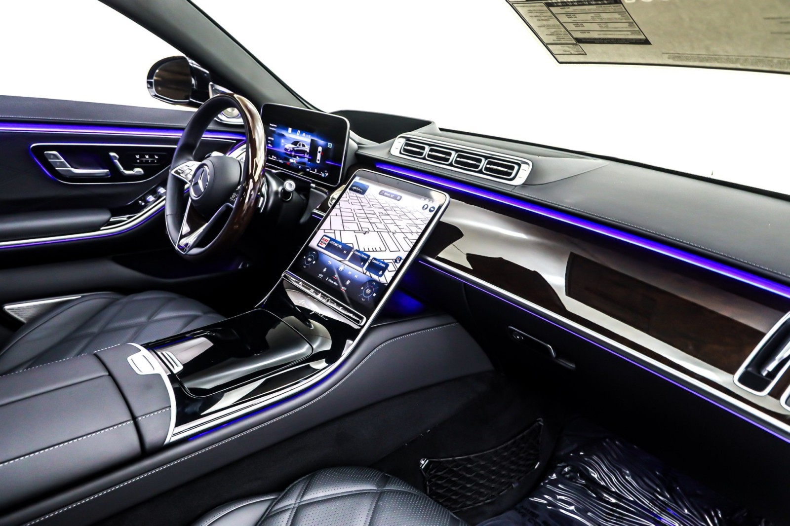New 2026 Obsidian Black Metallic Mercedes-Benz Maybach S 680 image 5