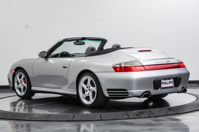 2004 Porsche 911 Carrera 4S 3