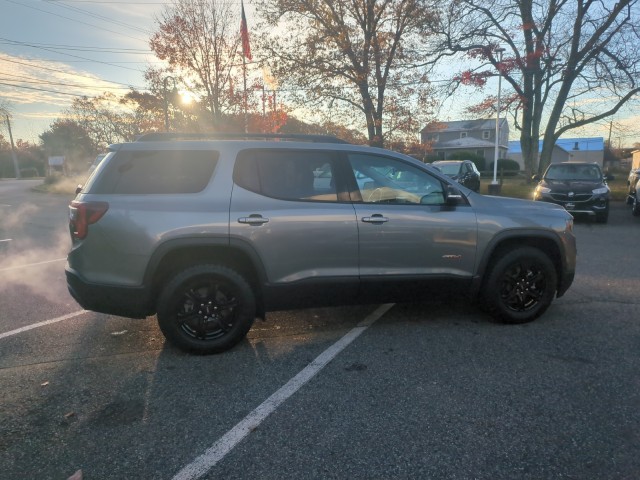 2022 GMC Acadia AT4 6