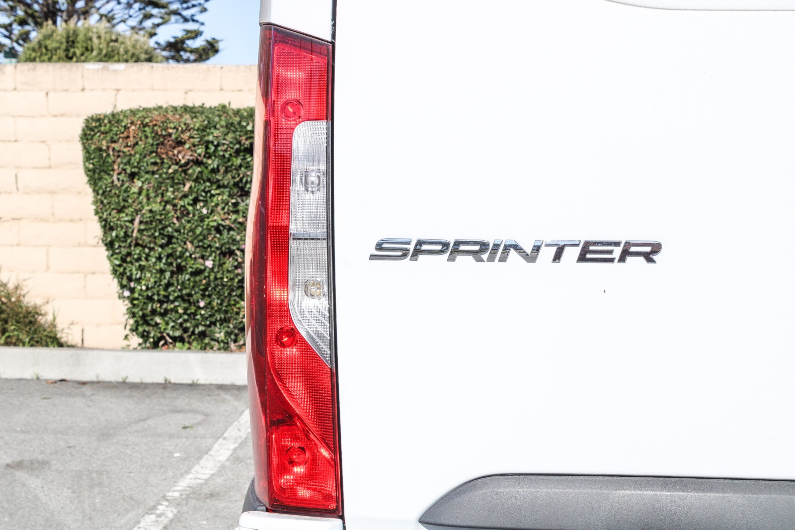 Sprinter Cargo Van 2500 w/144-Inch Wheelbase