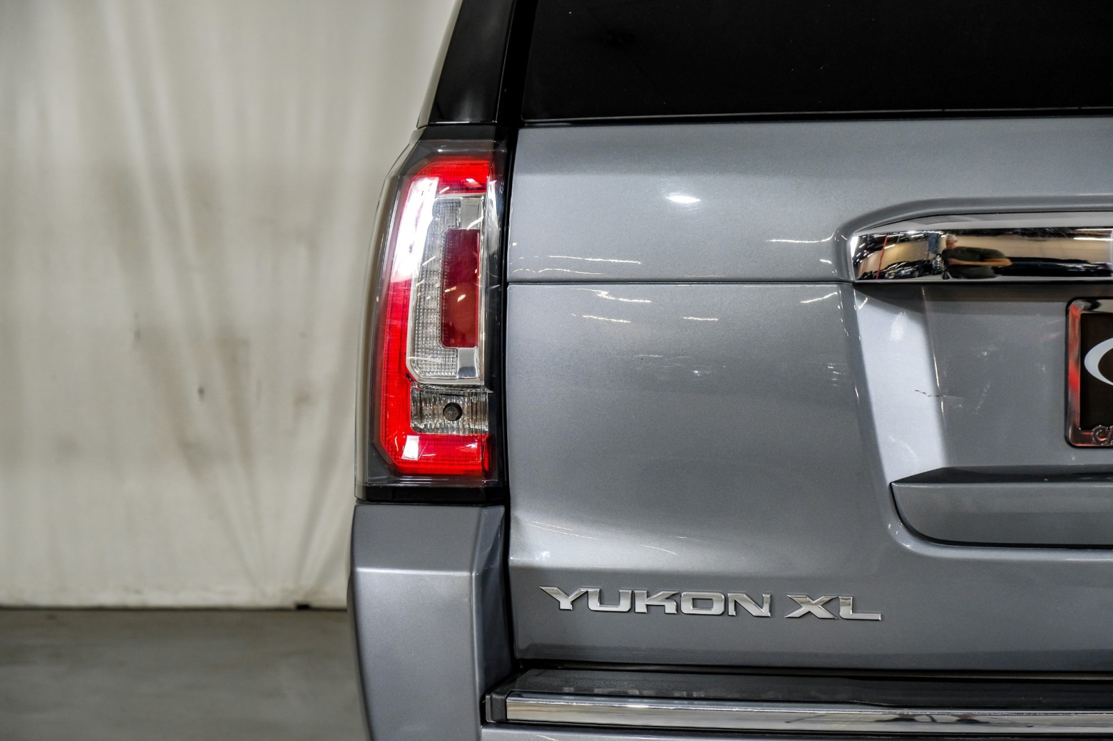 2020 GMC Yukon XL Denali 39