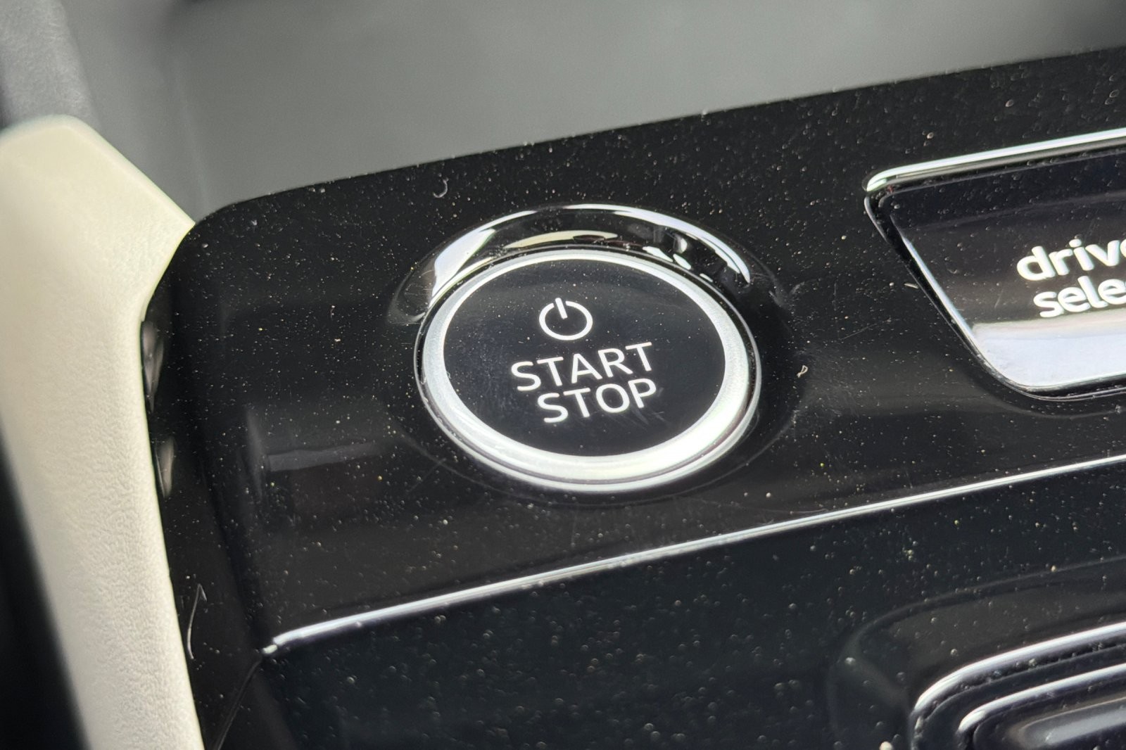 Certified Used 2025 Glacier White Metallic Audi Premium Plus quattro image 22