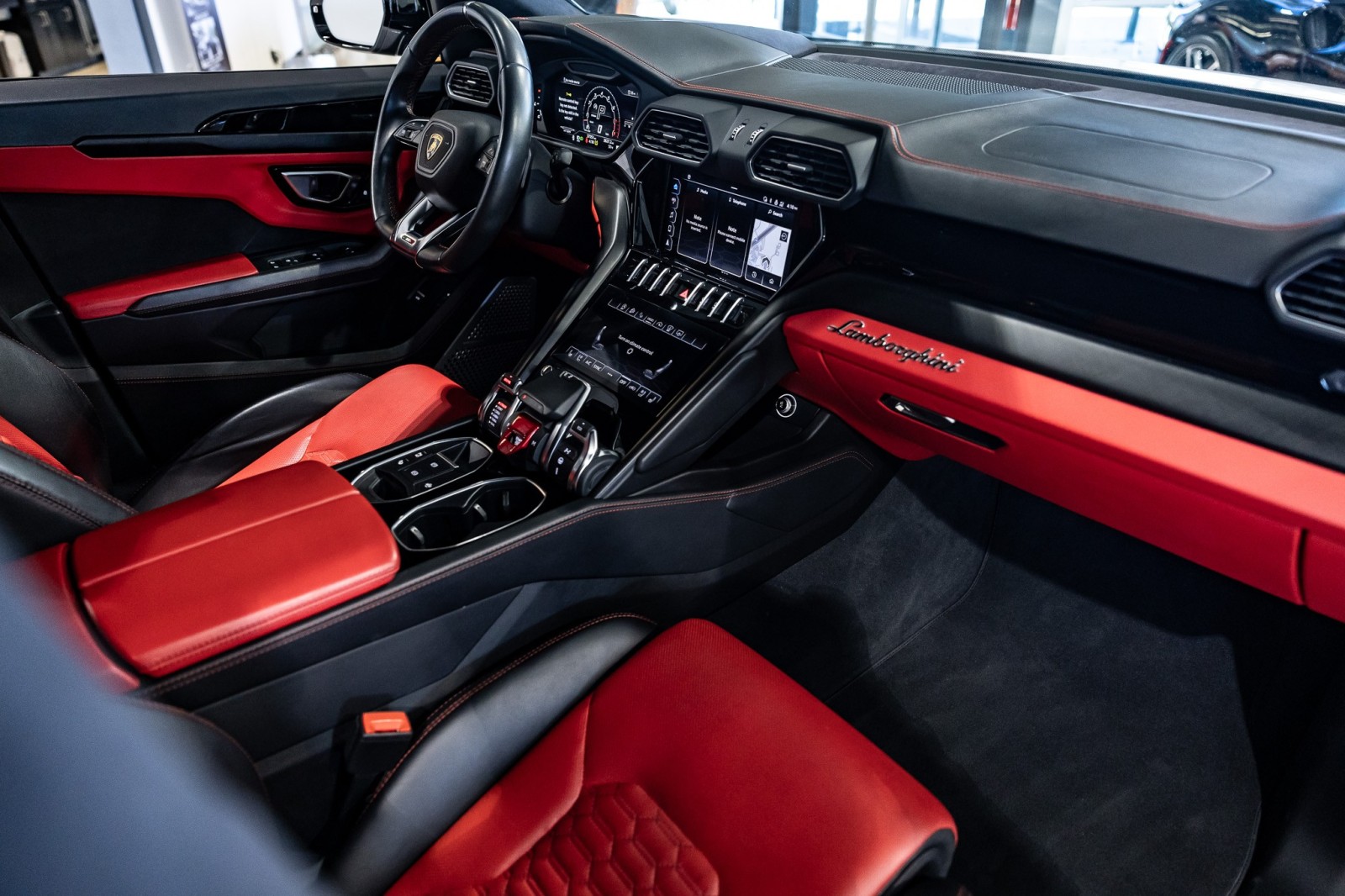 Used Car 2022 Lamborghini Urus  For Sale Under $200,000 In Boerne, Texas