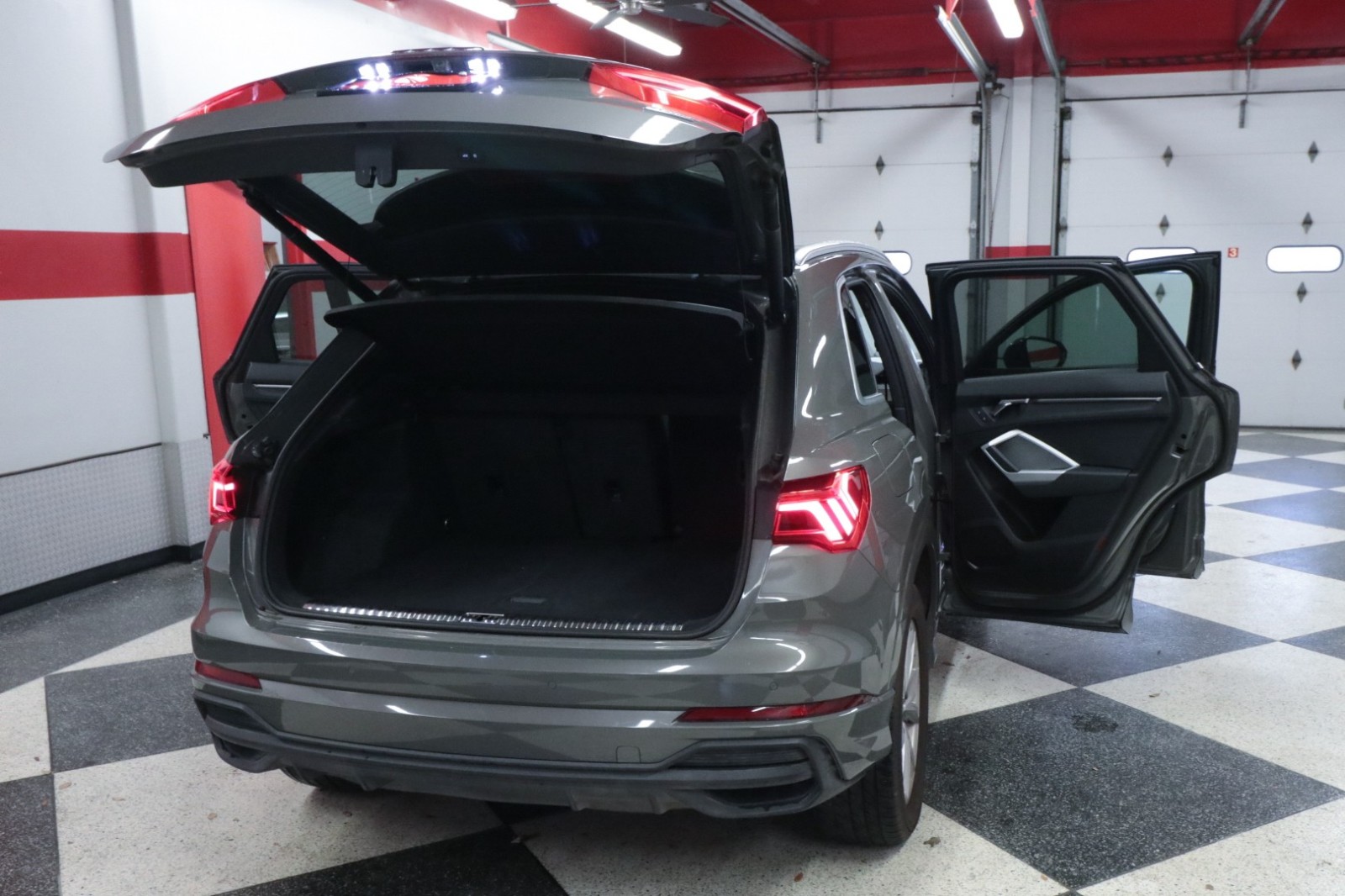 Used Car 2023 Audi Q3  S Line Premium For Sale Under $25,000 In Austin, Texas