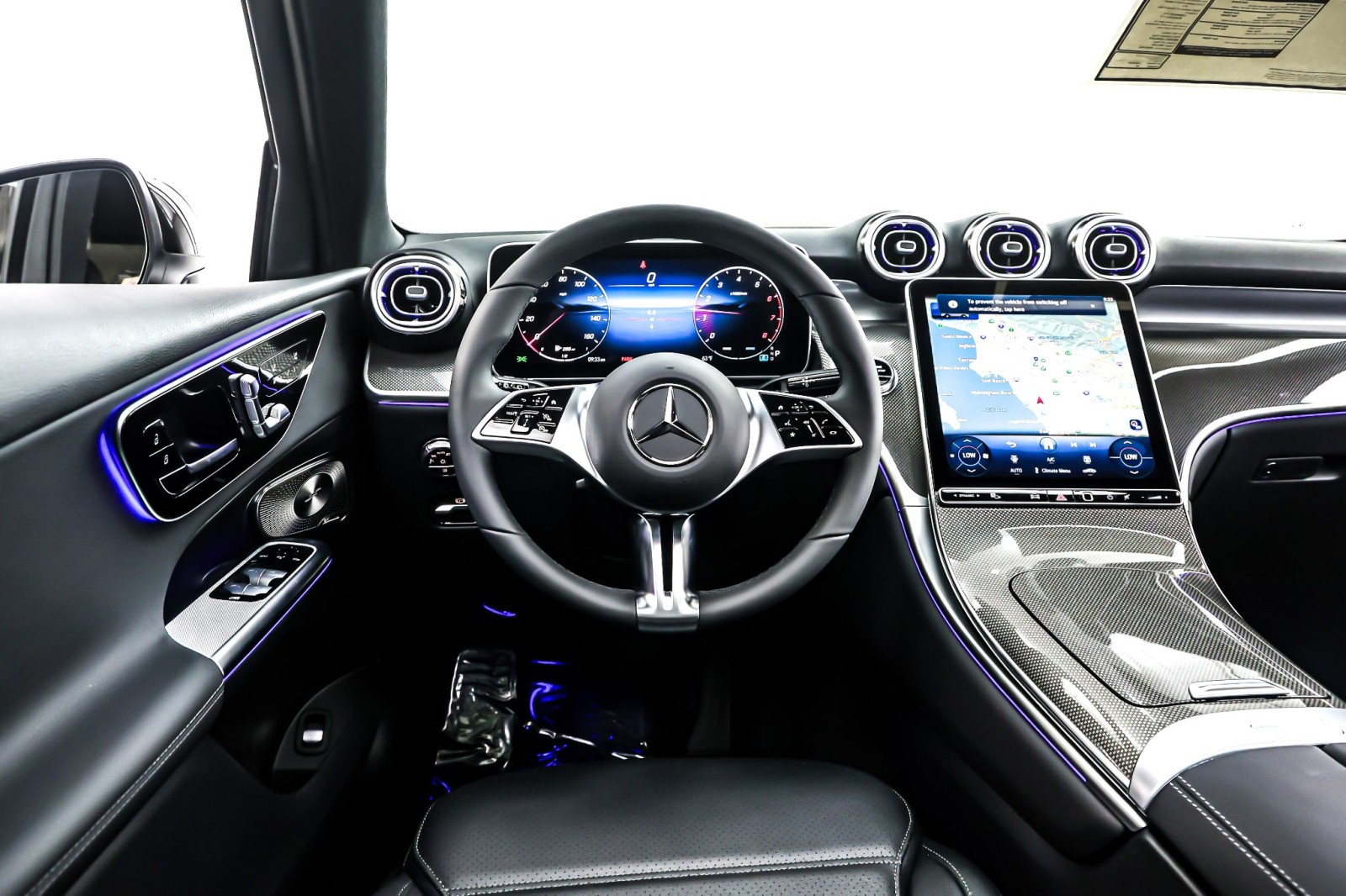 New 2026 Graphite Grey Metallic Mercedes-Benz GLC 300 image 4