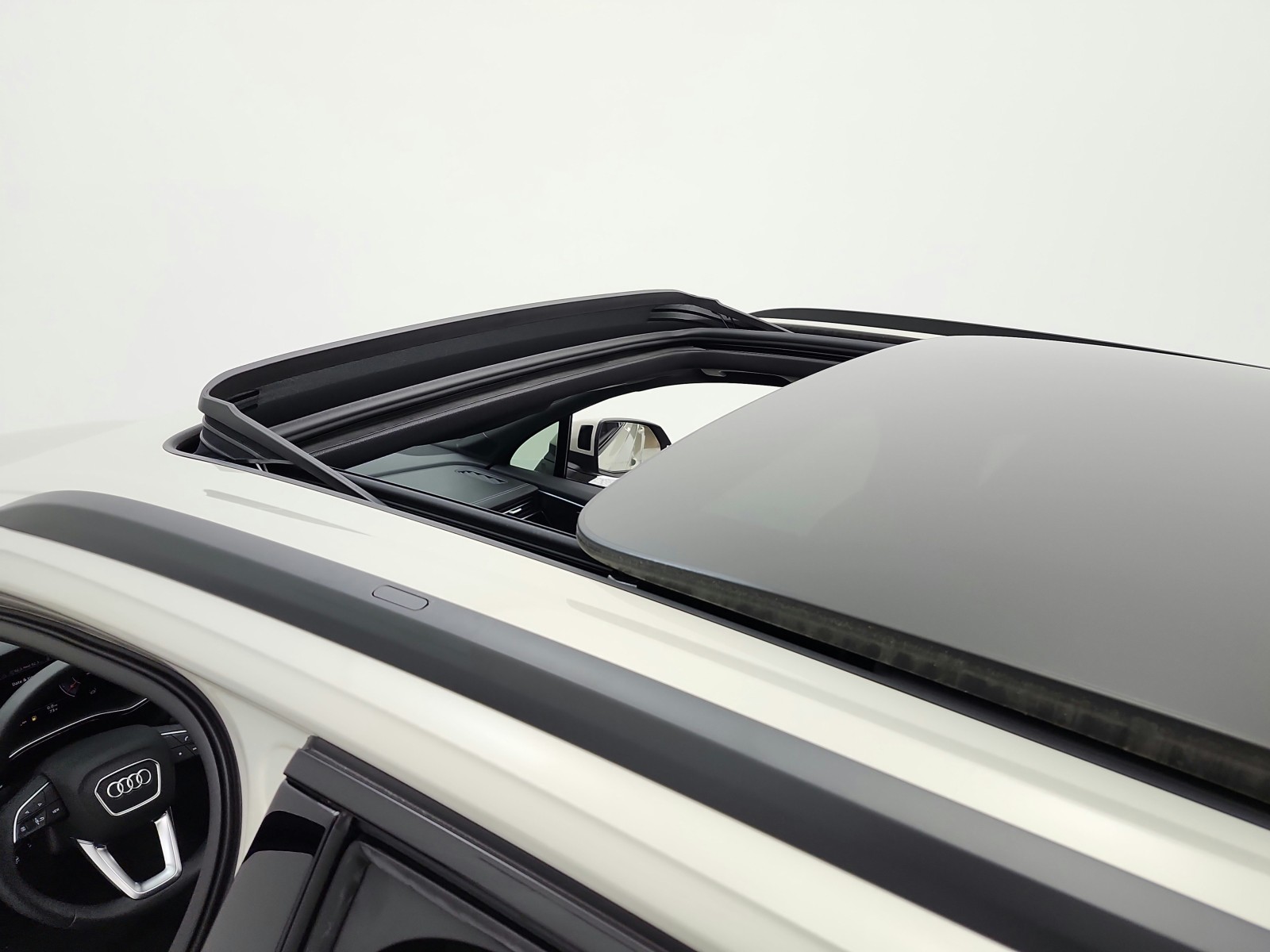 Used 2023 Vicuna Beige Metallic Audi Premium Plus 45 TFSI quattro image 11