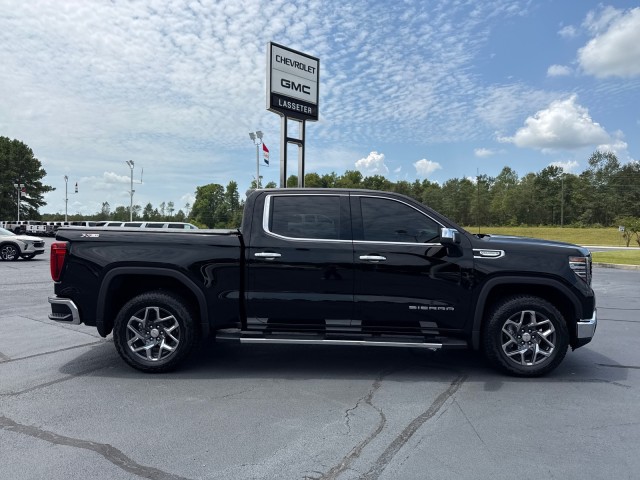 Onyx Black 2026 GMC Sierra 1500 Pickup Truck Four-Wheel Drive Automatic