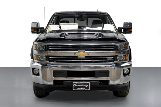 2017 Chevrolet Silverado 2500HD LTZ 3