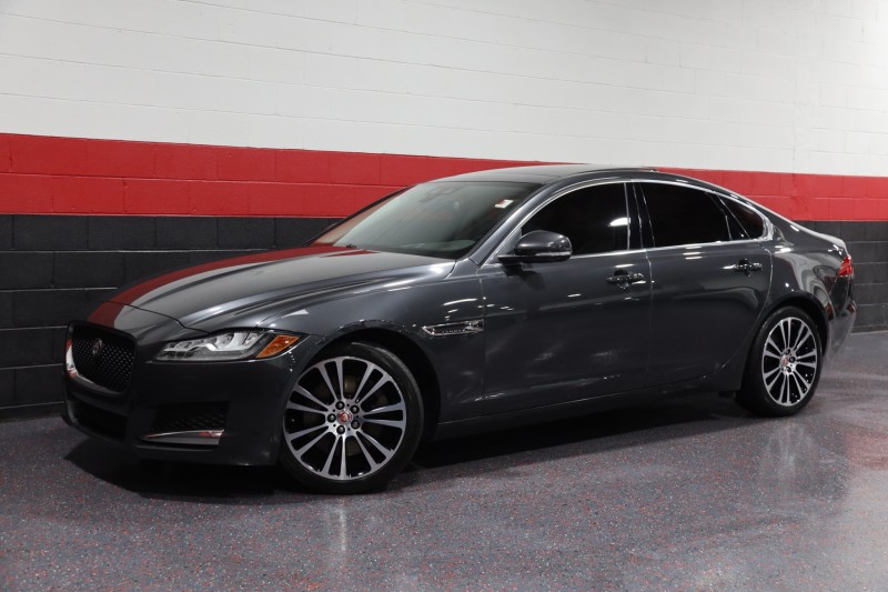 2016 Jaguar XF 35t Prestige AWD 4dr Sedan in , 