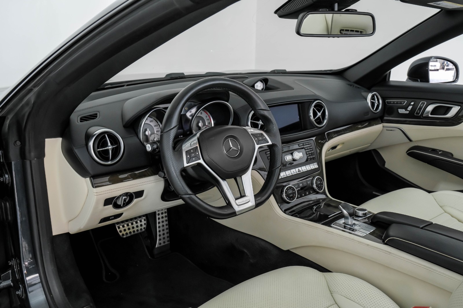 2016 Mercedes-Benz SL400 DRIVER ASSIST PKG PREMIUM I PKG BLIND SPOT ASSIT L 21