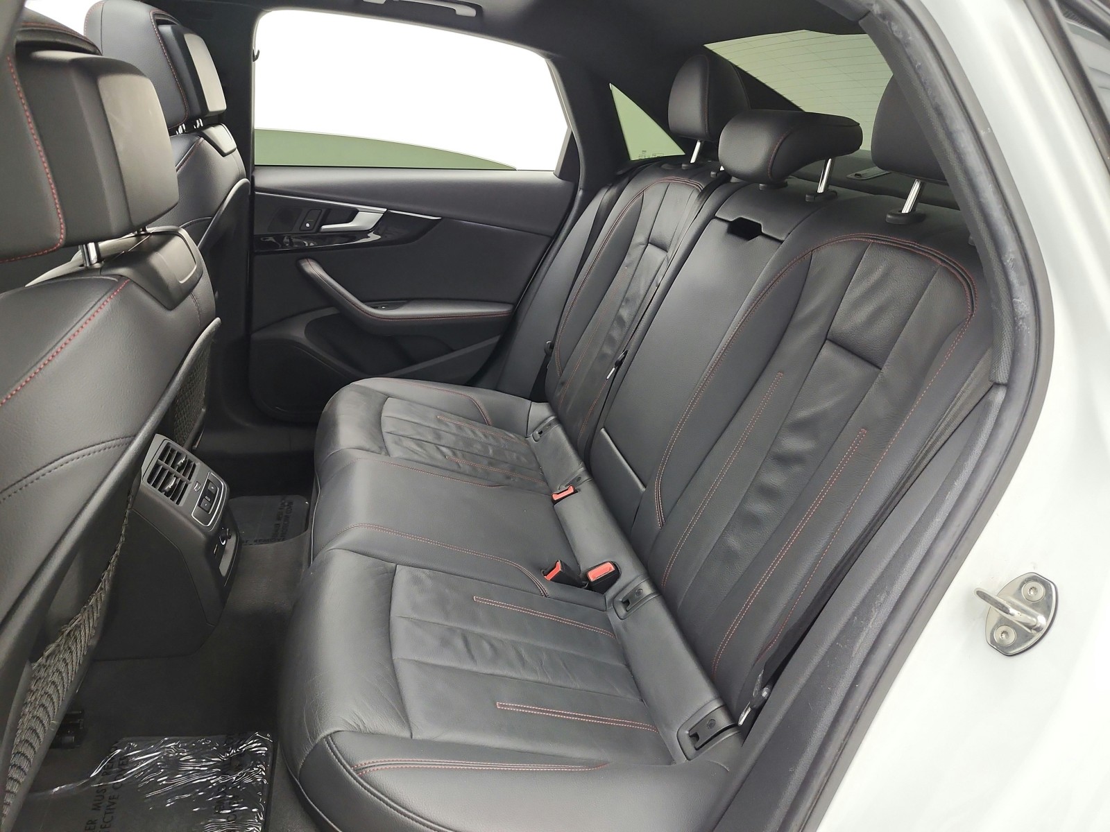 Used 2019 Ibis White Audi Premium Plus 45 TFSI quattro image 7