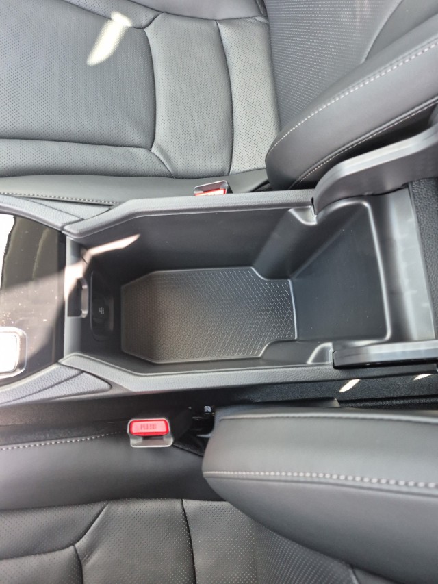 HondaAccord Hybrid33