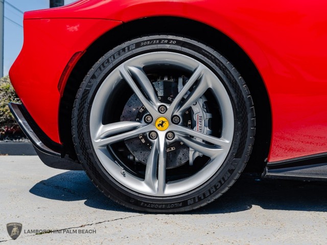 Ferrari 296 GTS