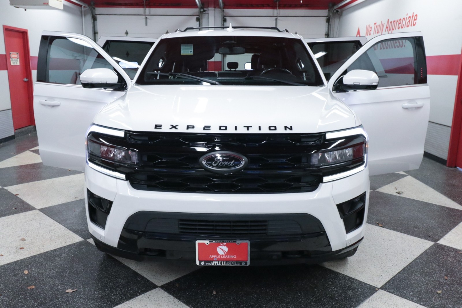 Used Car 2022 Ford Expedition Max  Limited For Sale Under $40,000 In Austin, Texas