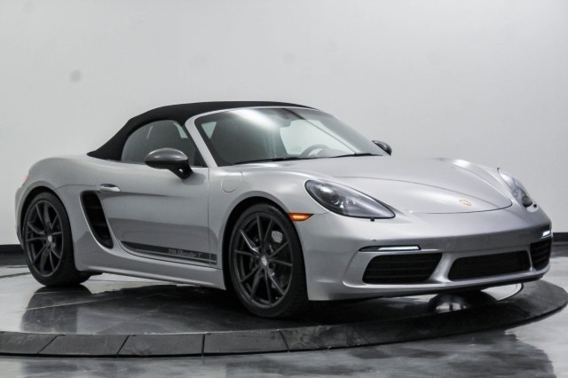 2023 Porsche 718 Boxster T 15