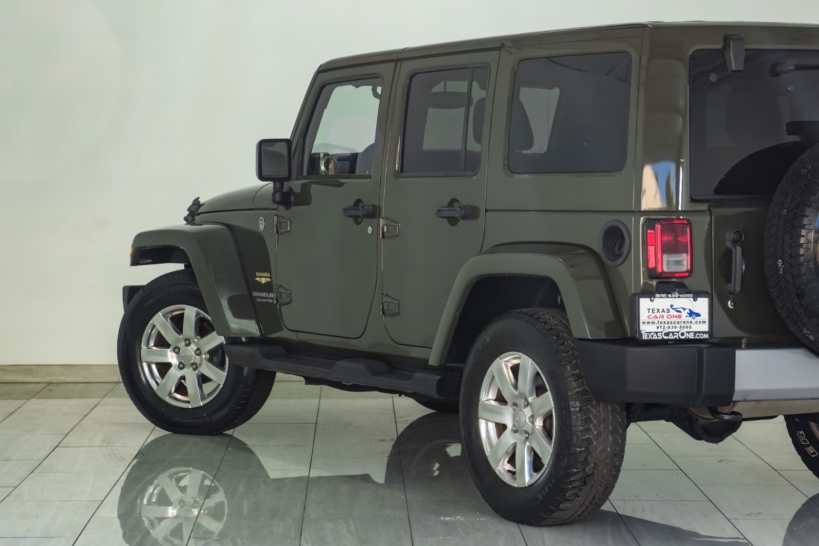 2015 Jeep Wrangler UNLIMITED SAHARA 4WD AUTOMATIC HARD TOP CONVERTIBL 43