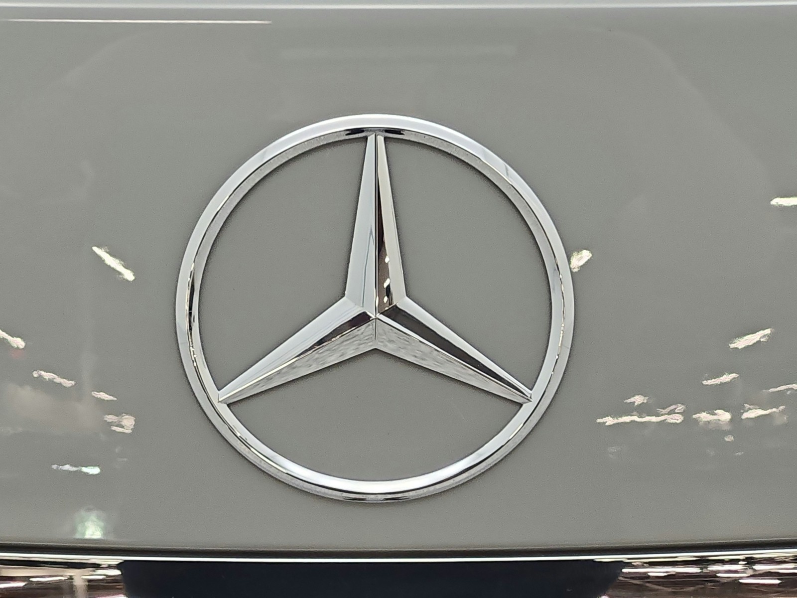 Used 2024 MANUFAKTUR Alpine Grey Mercedes-Benz AMG® S 63 E 4MATIC Sedan image 23