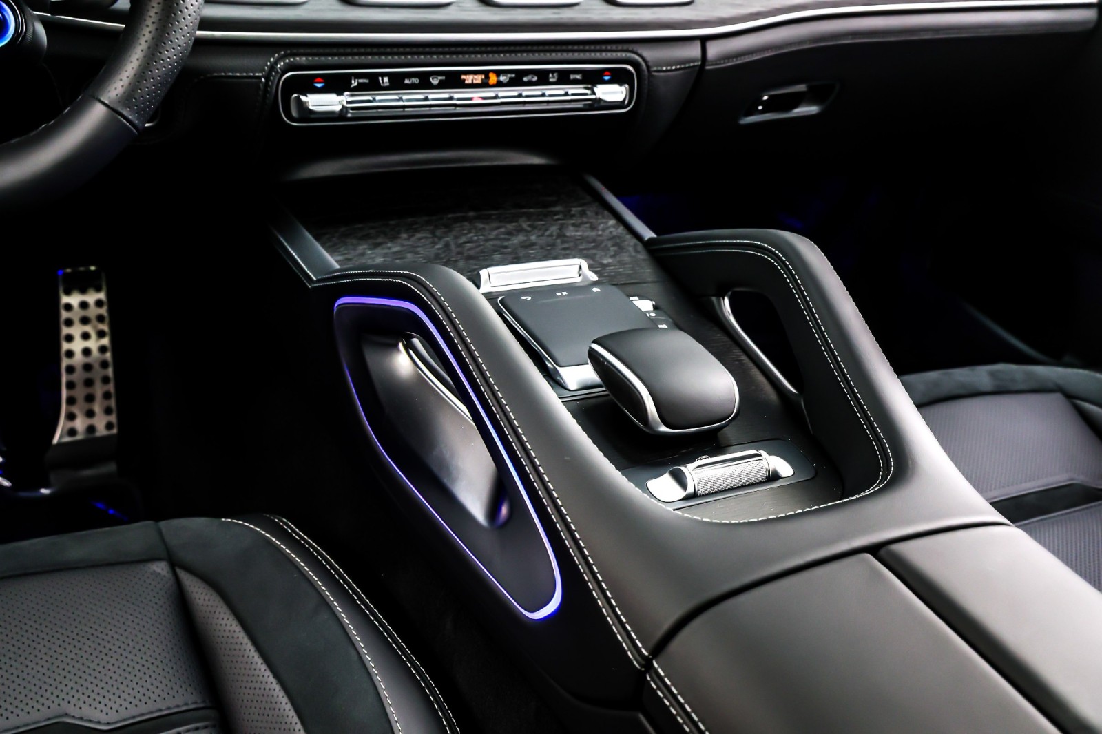 New 2026 MANUFAKTUR MOONLIGHT Mercedes-Benz AMG® GLE 53 image 6