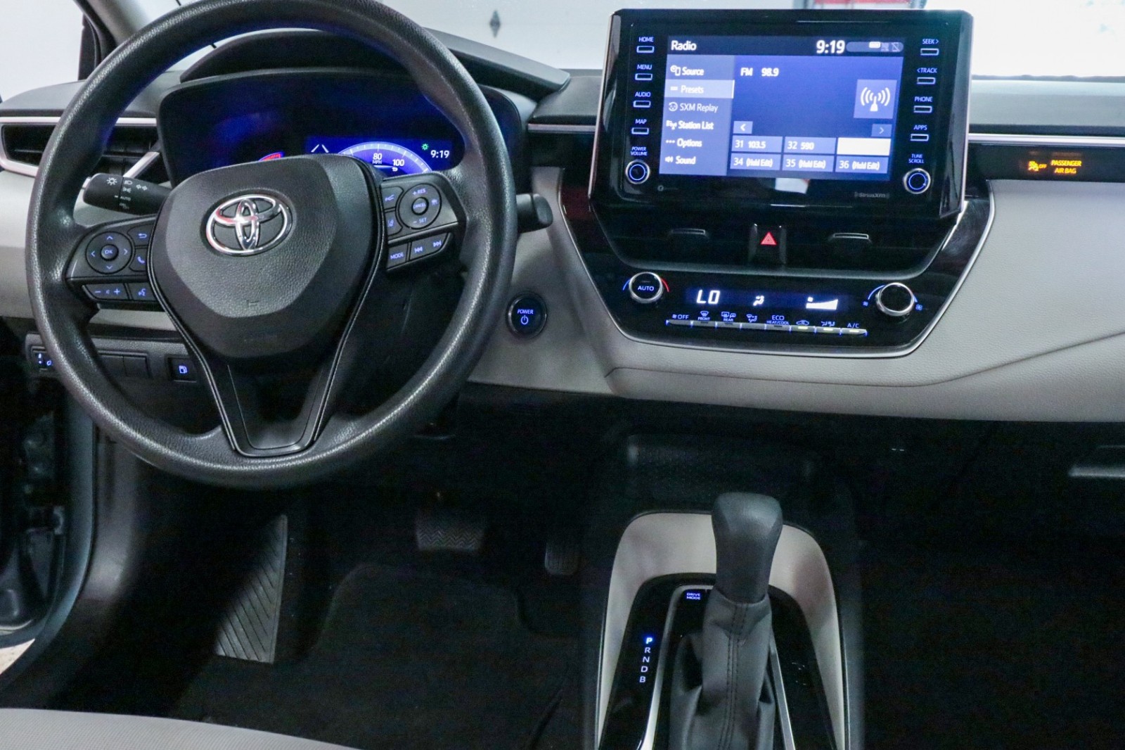 Used Car 2021 Toyota Corolla  Hybrid Le For Sale Under $25,000 In Austin, Texas