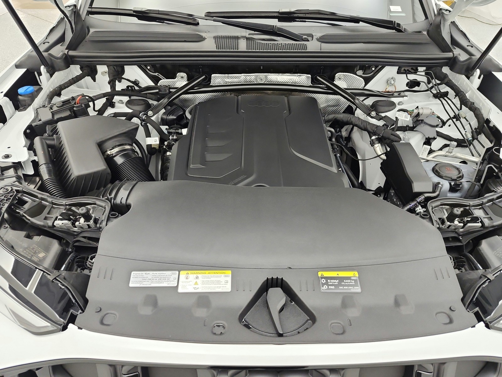 New 2026 Arkona White Audi Premium 2.0 TFSI quattro image 12