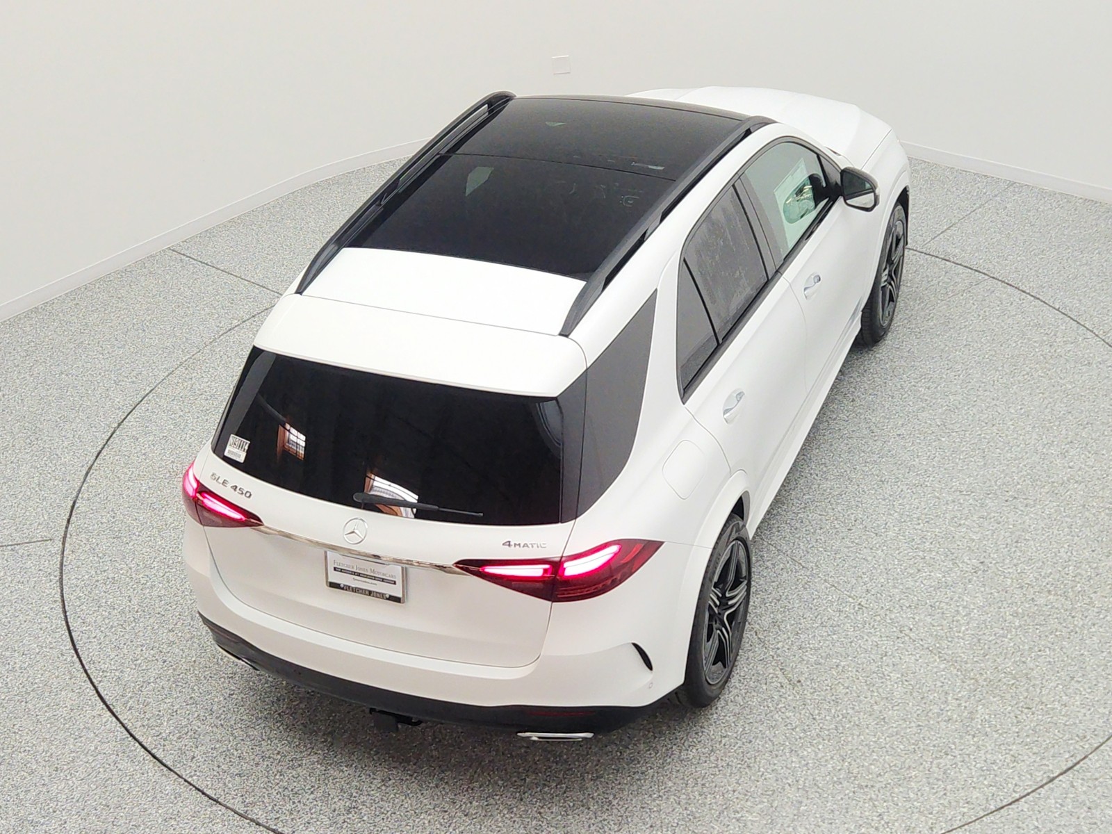 New 2026 MANUFAKTUR Moonlight White magno Mercedes-Benz GLE 450 4MATIC® SUV image 21