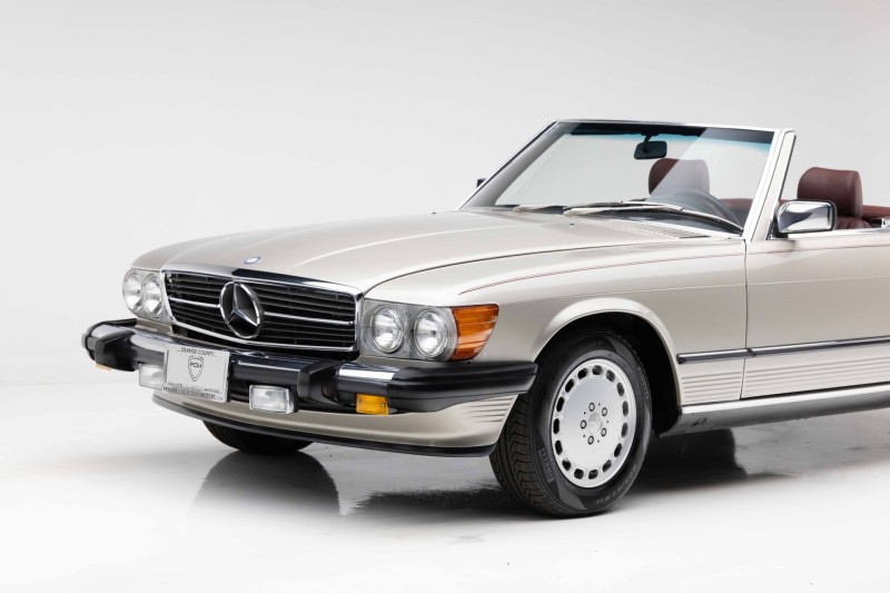 1989 Mercedes-Benz 560-Series 560 SL in ,