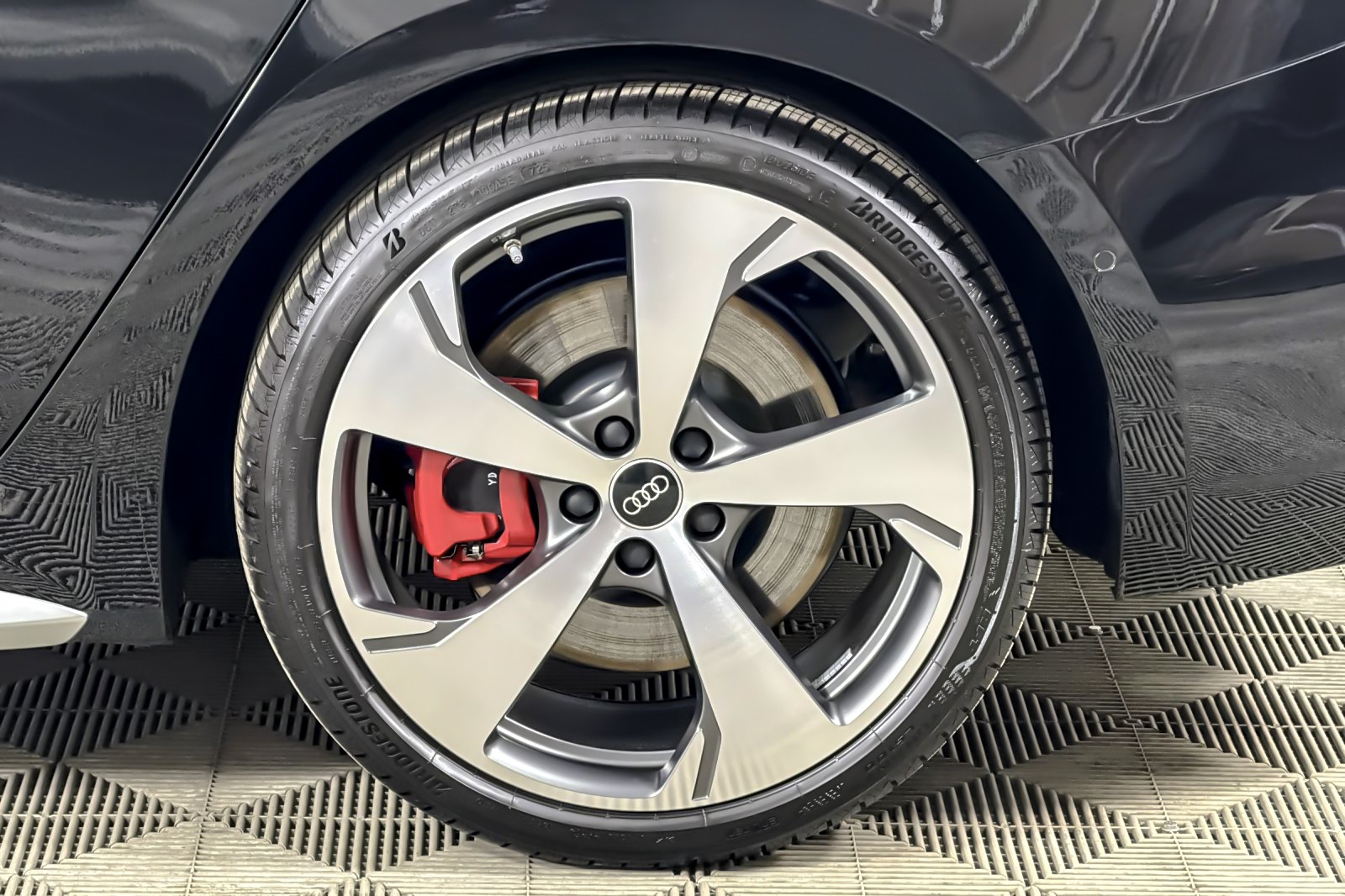 Used 2025 Mythos Black Metallic Audi Premium Plus 3.0 TFSI quattro image 25