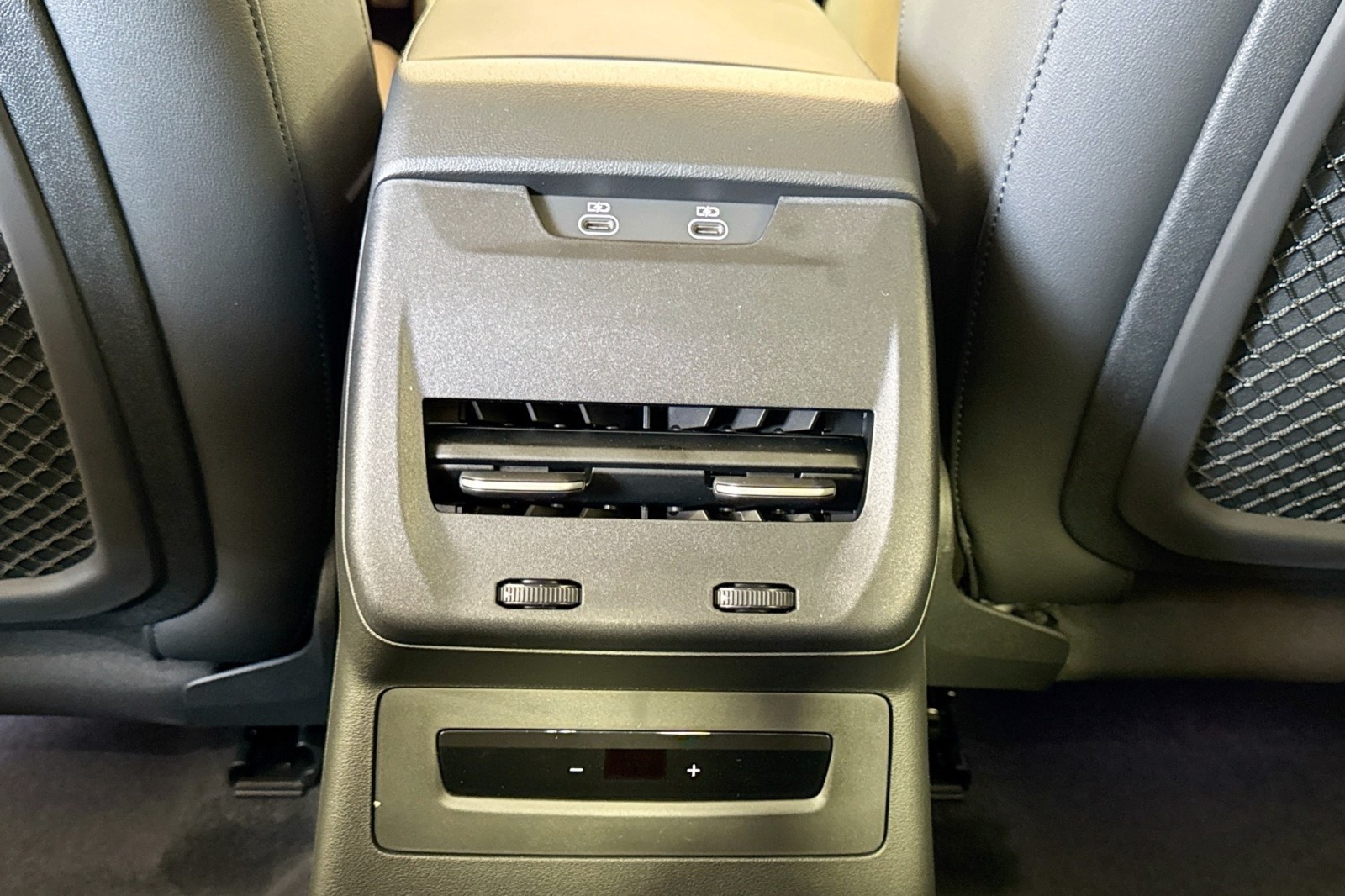 New 2025 Chronos Gray Metallic Audi Premium Plus 2.0 TFSI quattro image 22