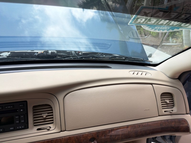 2007 Mercury Grand Marquis LS LOW MILES 52,599 1 OWNER in ,