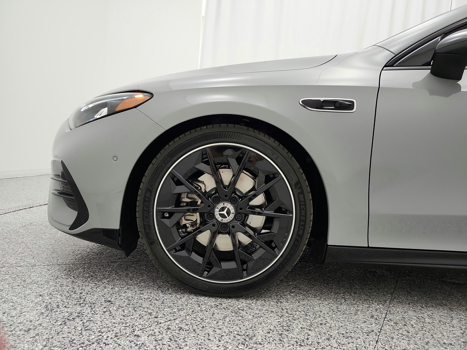 New 2027 MANUFAKTUR Alpine Grey Mercedes-Benz CLA 220 Hybrid FWD image 13
