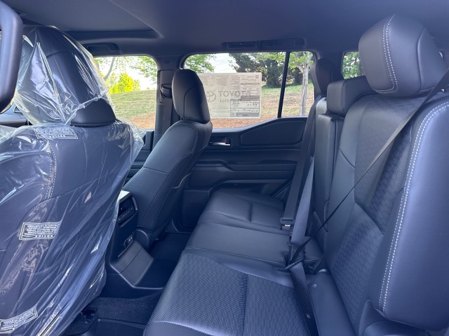 ToyotaLand Cruiser18