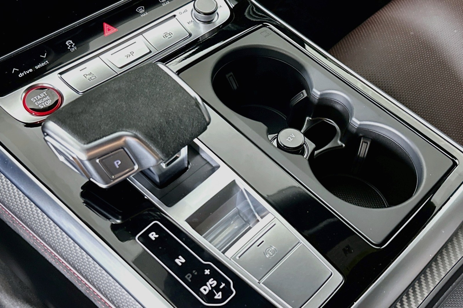 New 2026 Glacier White Metallic Audi performance image 7