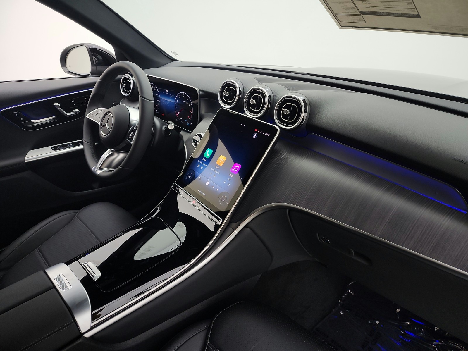 New 2026 Black Mercedes-Benz GLC 300 image 14